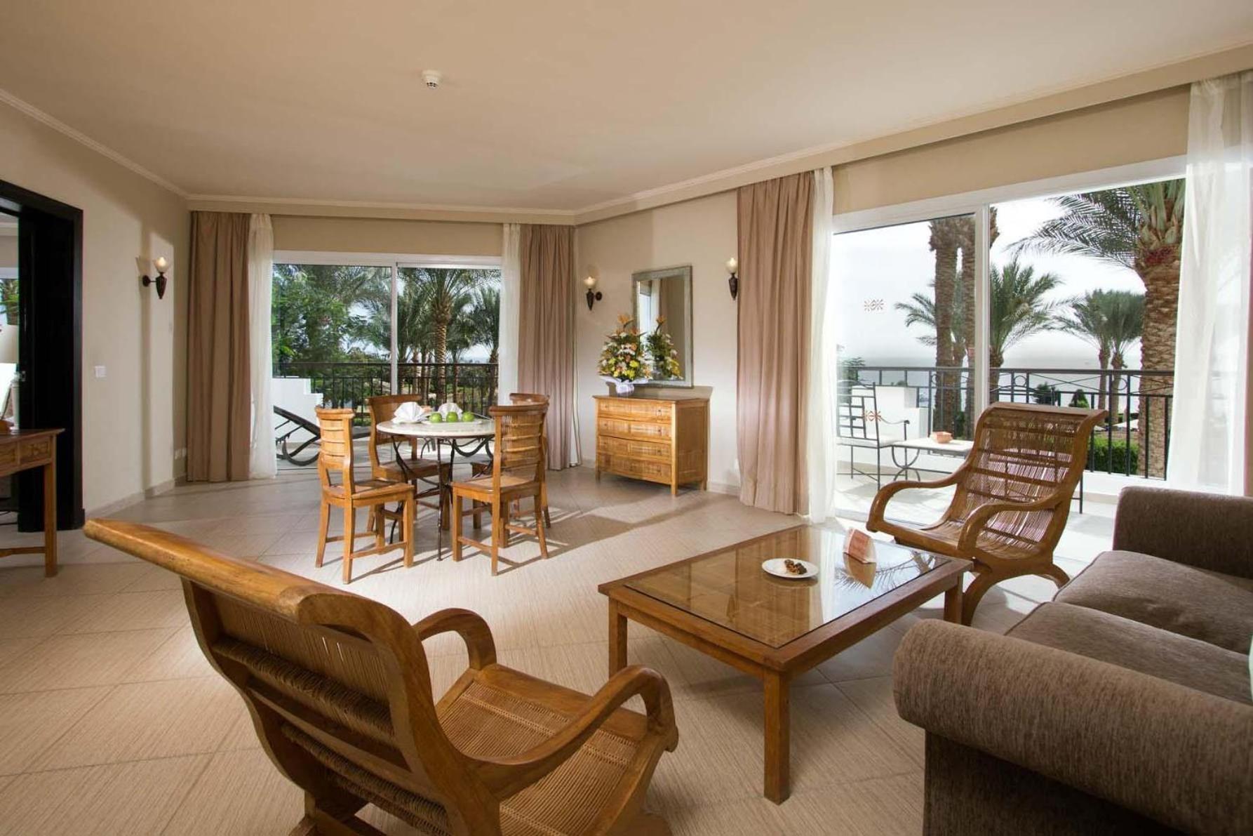 Suite Junior Lit Queen-Size - Vue sur Mer