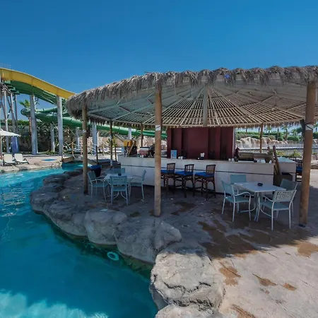 Reef Oasis Beach Aqua Park Resort-3
